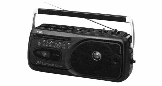 PLAYER CASSETTE RADIO/CD, PORTABLE